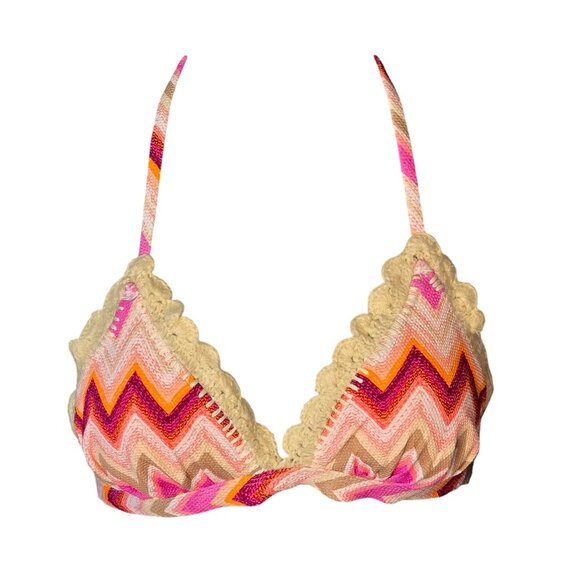 Cupshe Other - Cupshe Crochet Trim Pink Chevron Bikini Top Adjustable Halter Tie S Lined